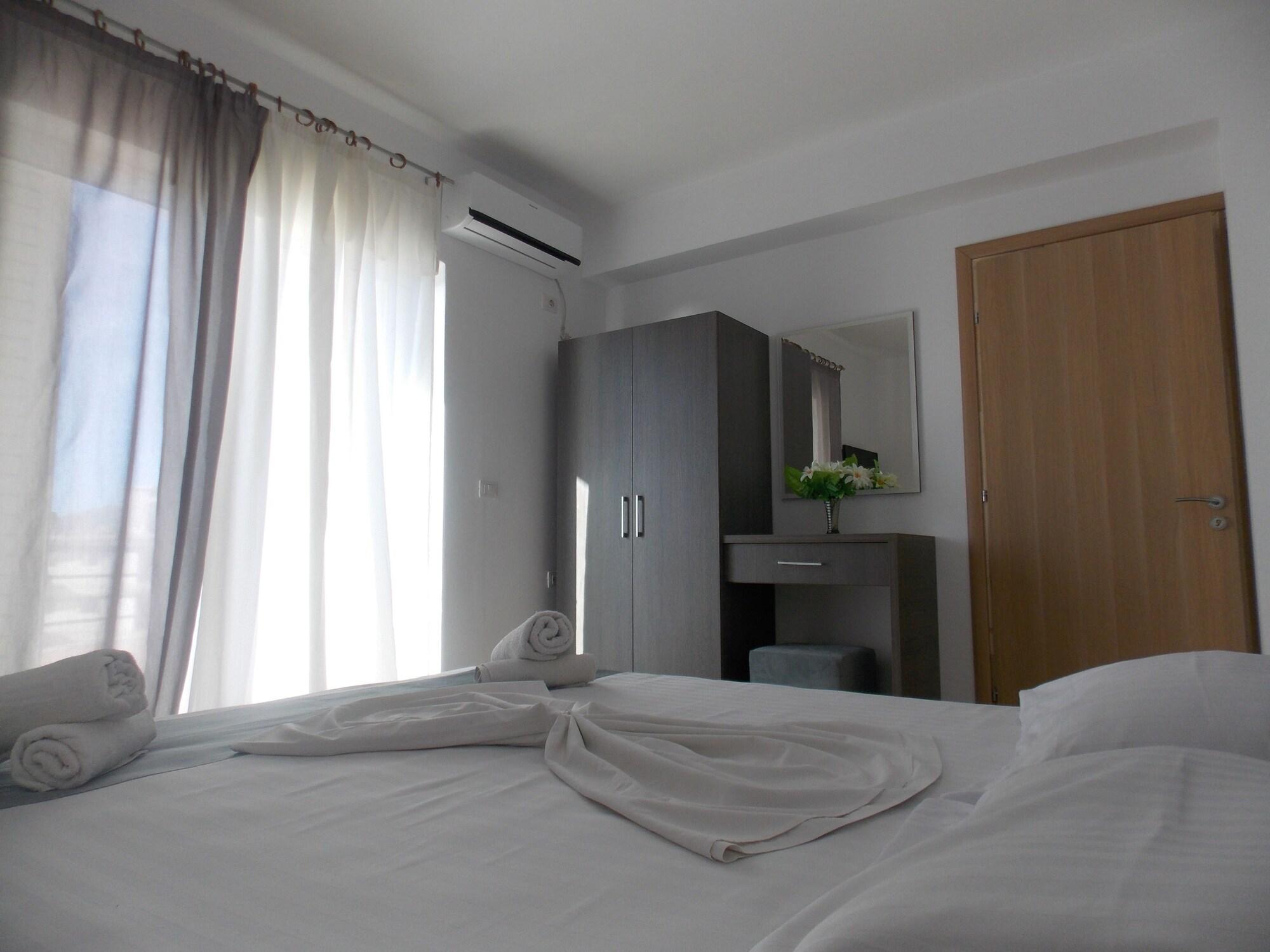 Afrimi Relax Apartments Sarandë 외부 사진
