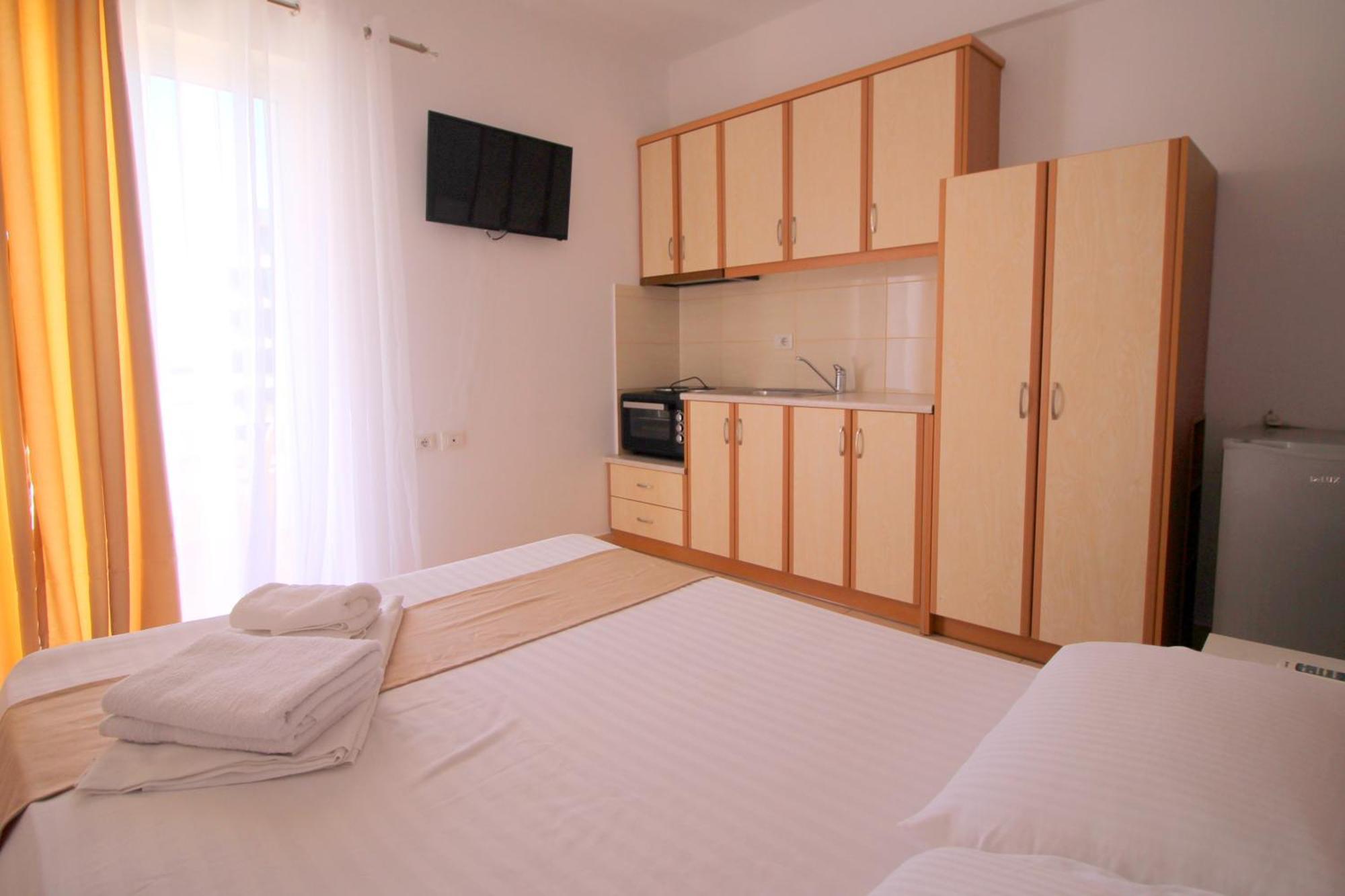 Afrimi Relax Apartments Sarandë 외부 사진