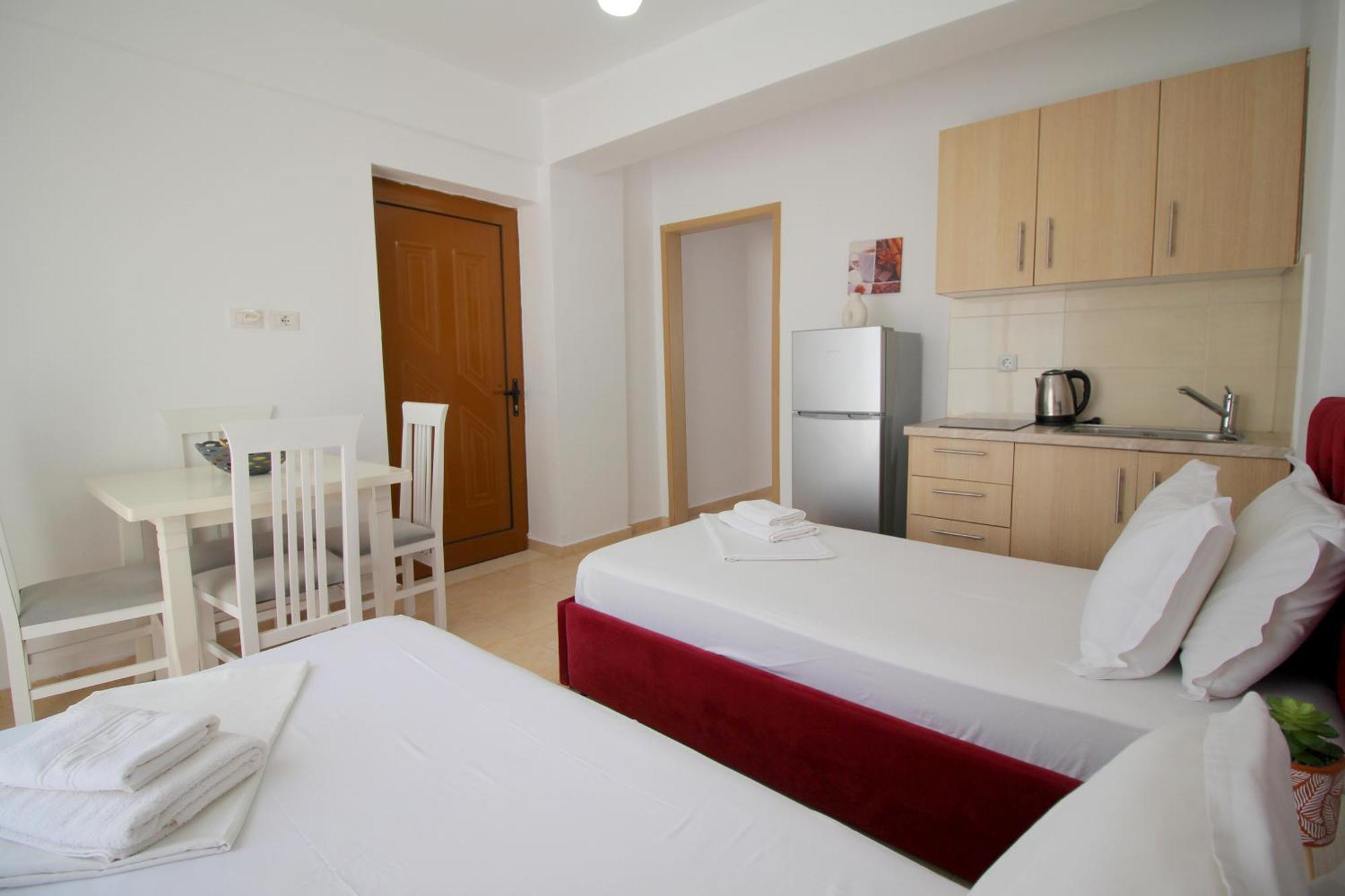 Afrimi Relax Apartments Sarandë 외부 사진