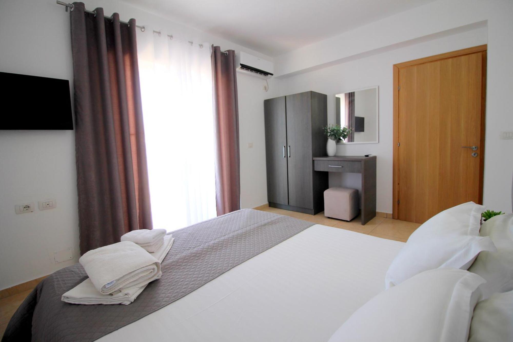 Afrimi Relax Apartments Sarandë 외부 사진
